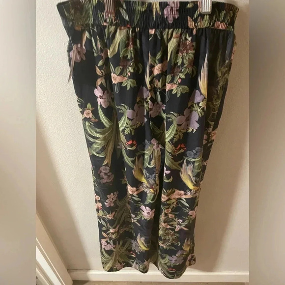 H&M wide leg floral print pants size 6P - Picture 2 of 5